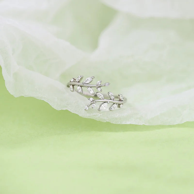 Anel Raminho Cravejado Ajustável- Prata 925